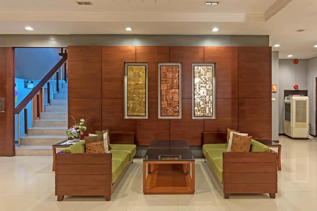 Navarat Heritage Hotel Kamphaeng Phet Exterior photo