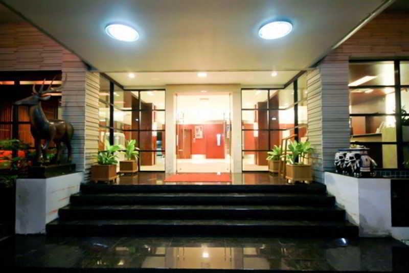 Navarat Heritage Hotel Kamphaeng Phet Exterior photo